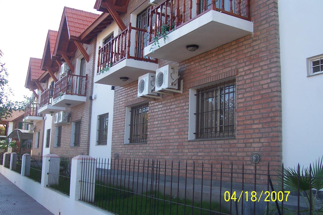 Apart Hotel Piscu Yaco 메를로 외부 사진
